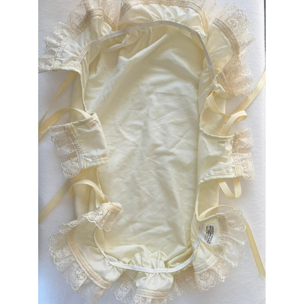 Longaberger Baskets Cream Muslin Linen Lace Pie Cake Picnic Basket Bonnet